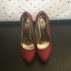 Magenta Stilettos with white wedge